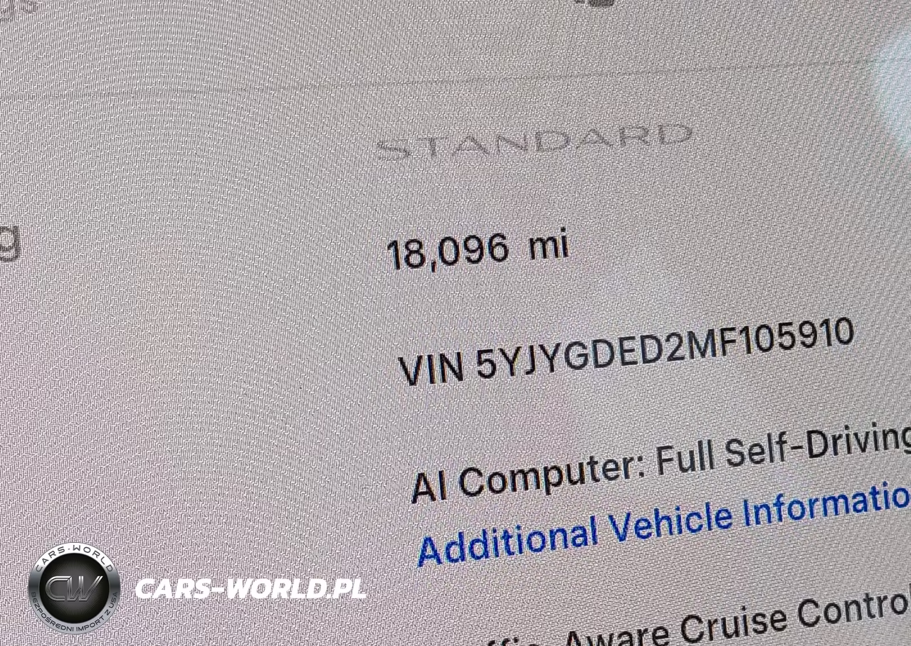 2021 Tesla Model Y Standard Range Rear-Wheel Drive VIN:5YJYGDED2MF105910 - 16