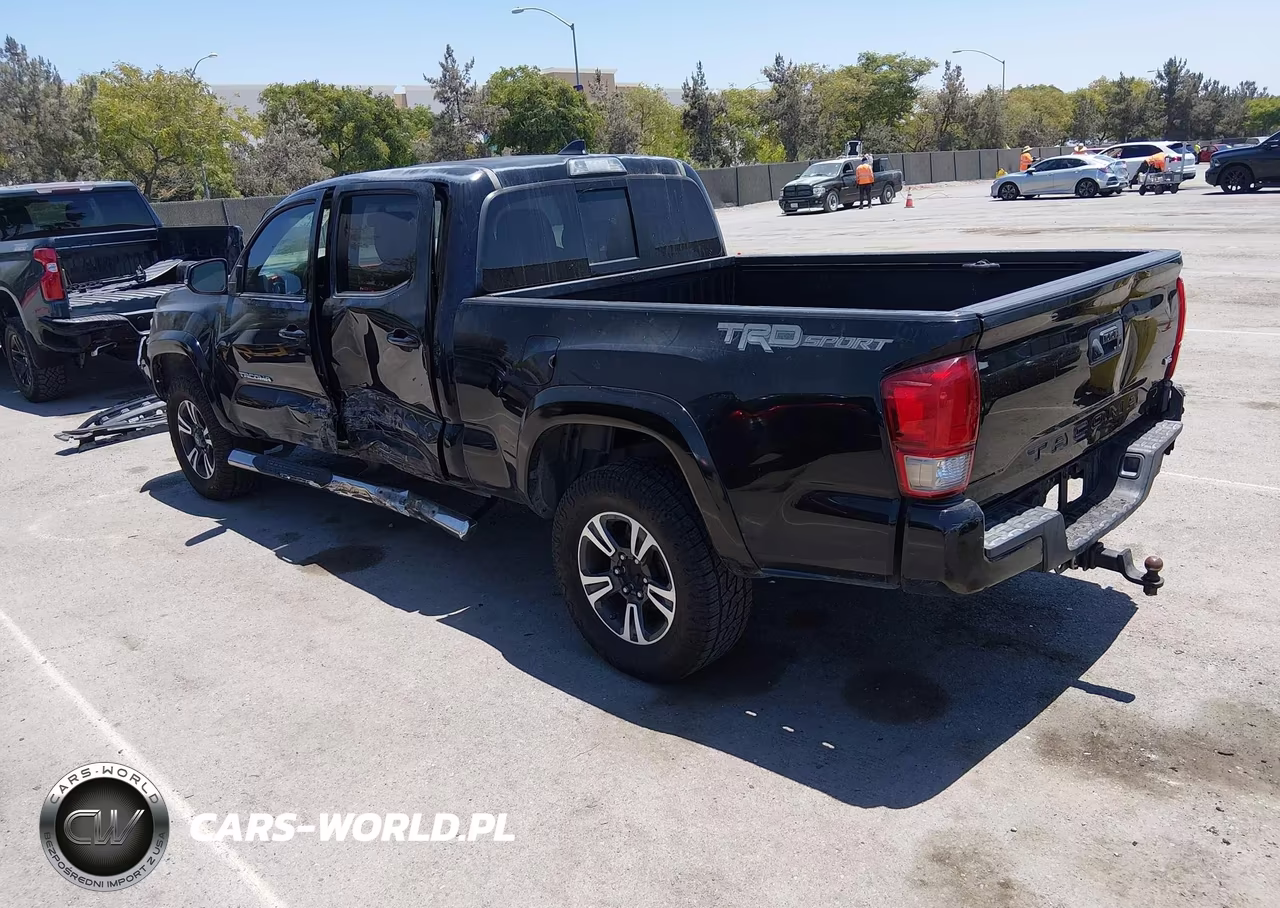 2017 Toyota Tacoma Trd Sport VIN:3TMBZ5DN1HM005945 - 3