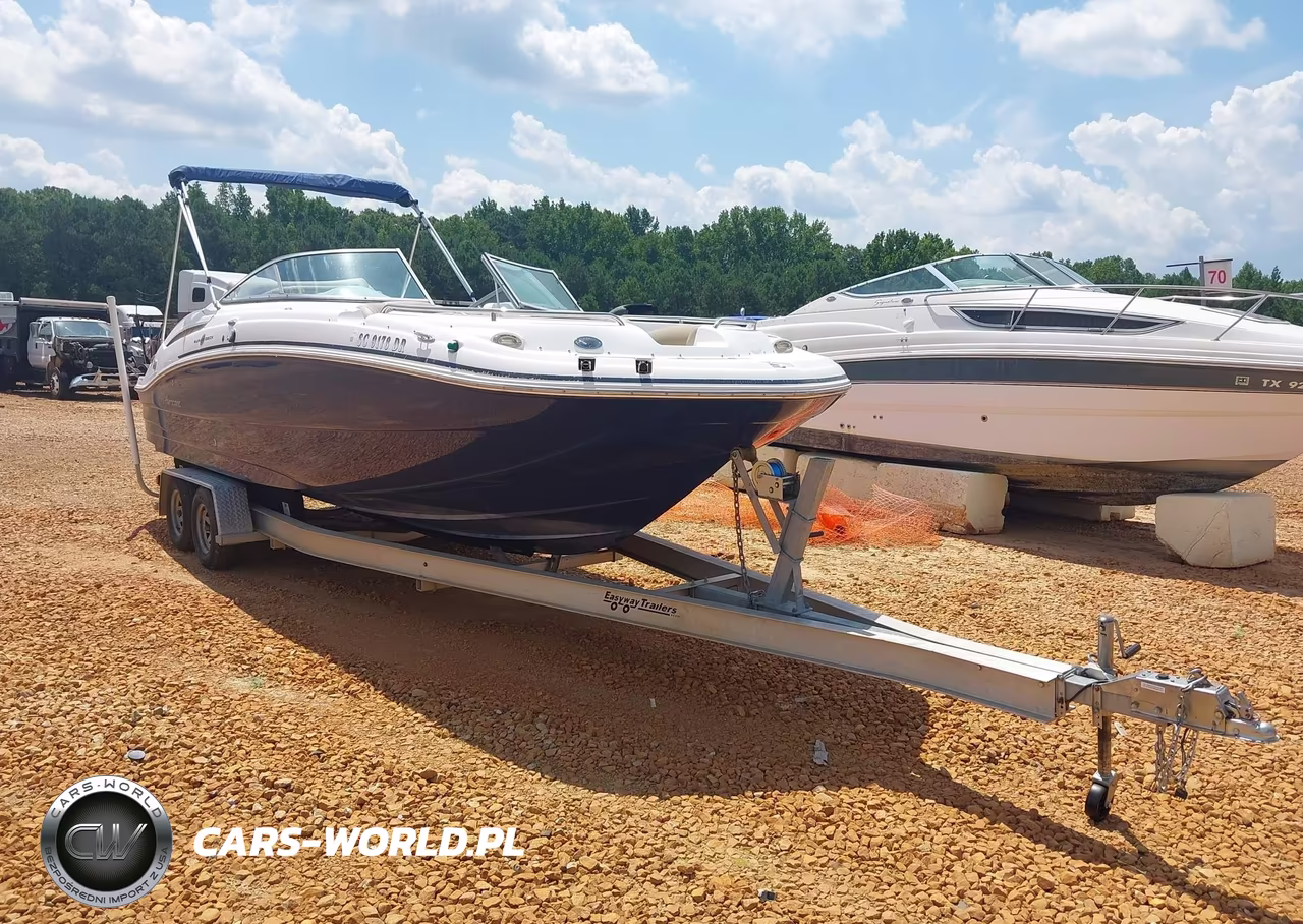 2014 Hurricane Sundeck 26
