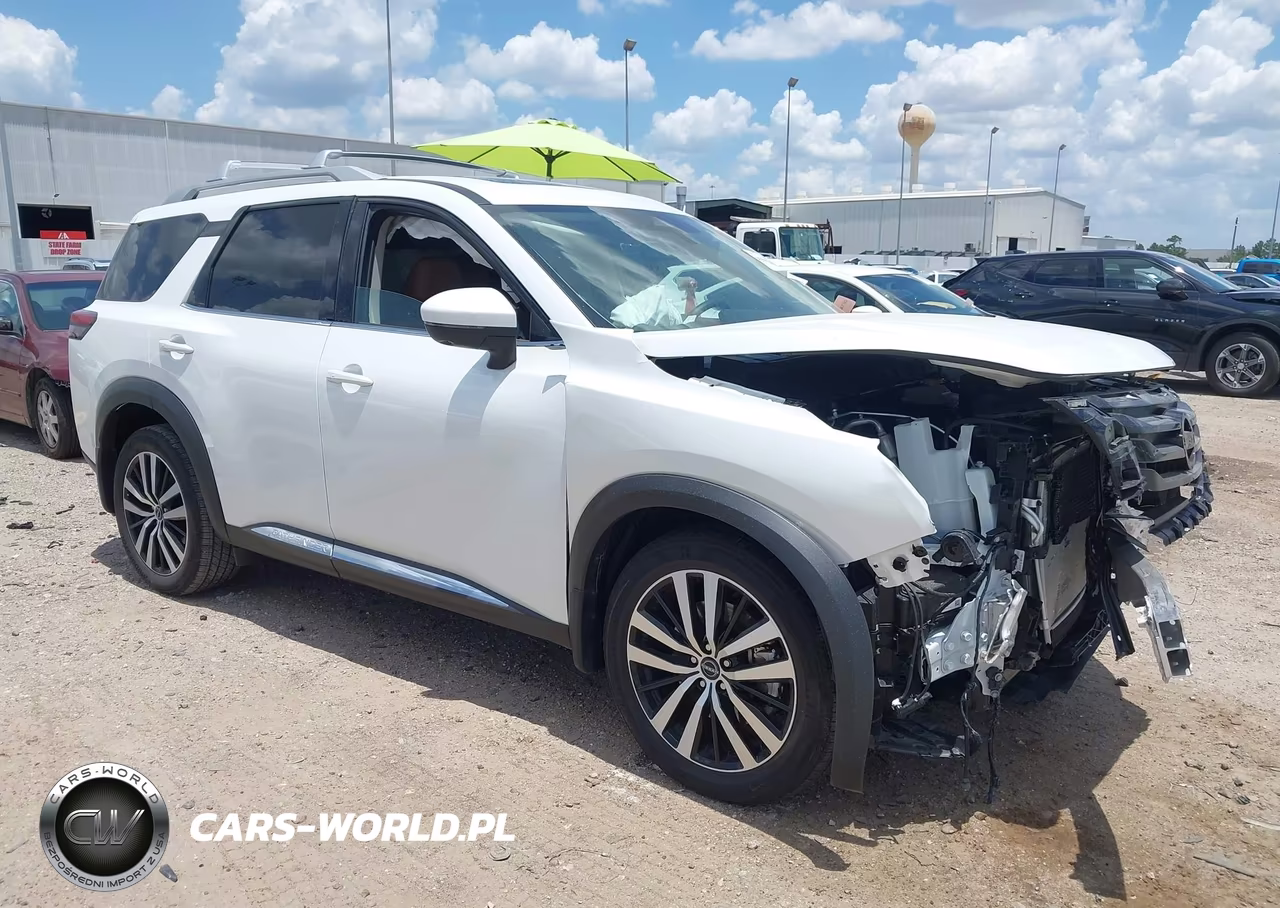 2025 Nissan Pathfinder Platinum 4Wd