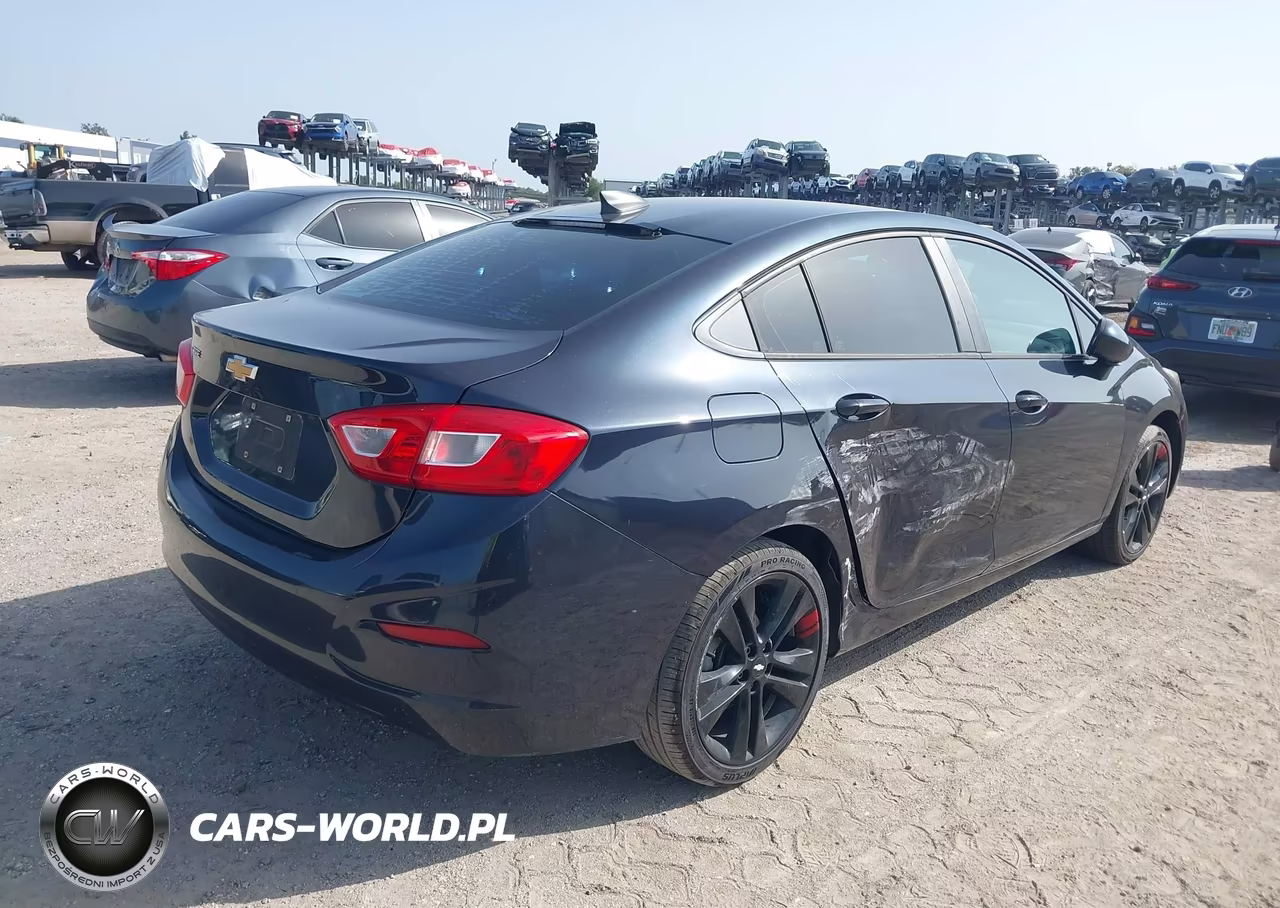 2016 Chevrolet Cruze Ls Auto VIN:1G1BC5SM1G7316806 - 4