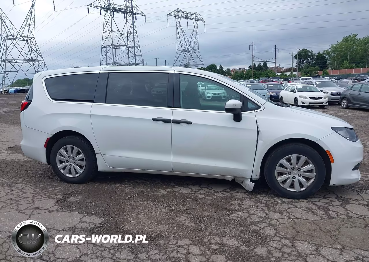 2020 Chrysler Voyager L VIN:2C4RC1AG2LR193200 - 13