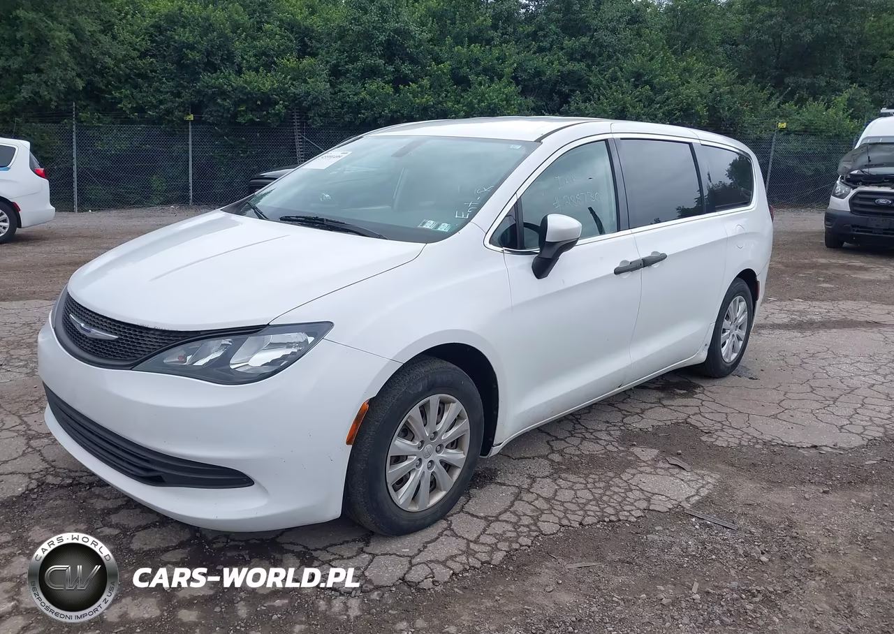 2020 Chrysler Voyager L VIN:2C4RC1AG2LR193200 - 2