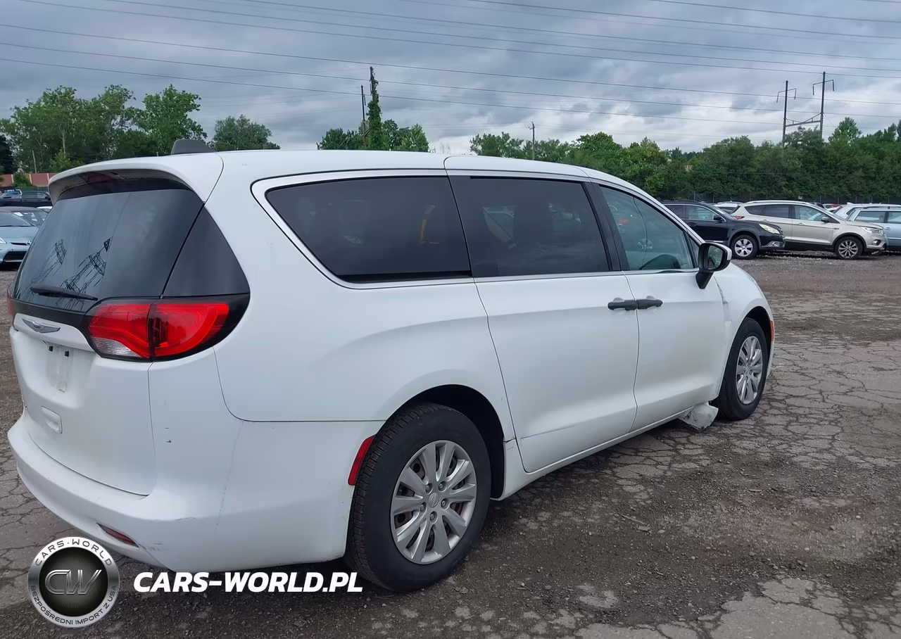 2020 Chrysler Voyager L VIN:2C4RC1AG2LR193200 - 4