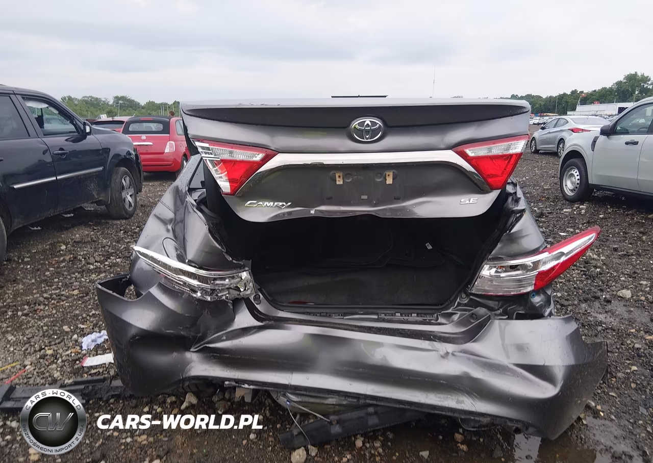 2017 Toyota Camry Se VIN:4T1BF1FK8HU812037 - 17