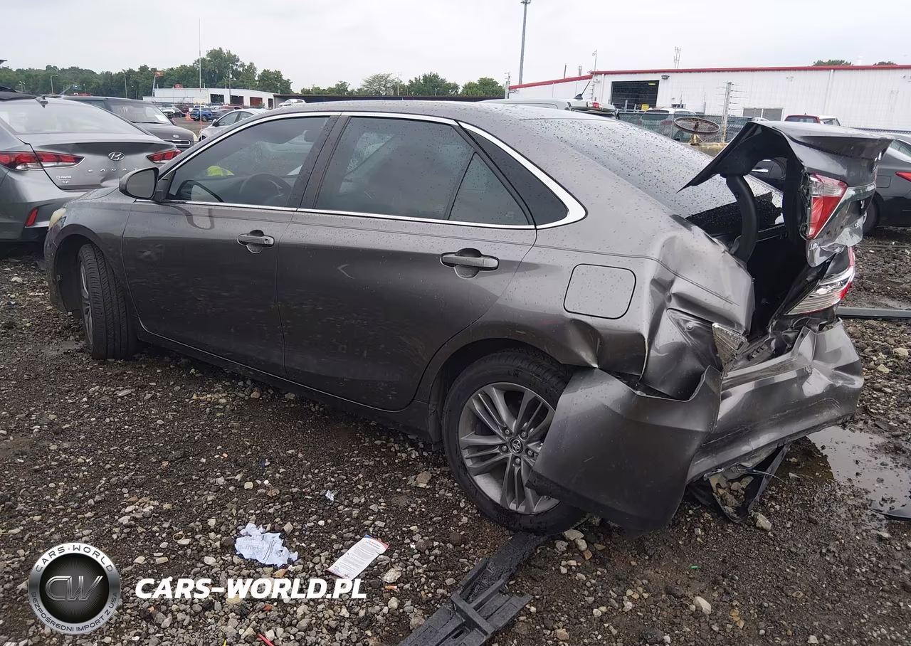 2017 Toyota Camry Se VIN:4T1BF1FK8HU812037 - 3