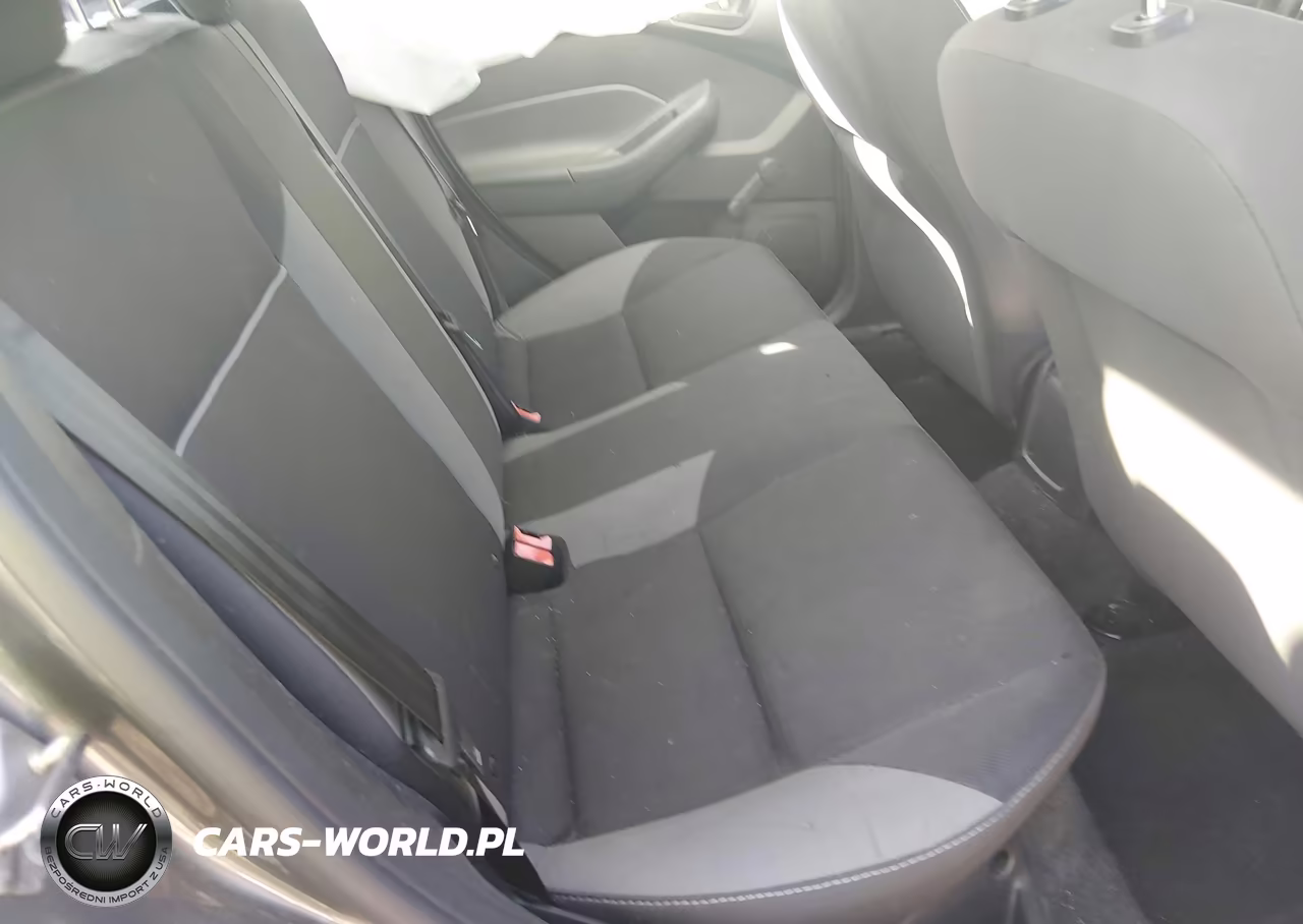 2013 Ford Focus S VIN:1FADP3E26DL330728 - 8