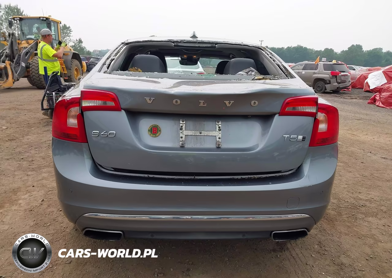 2016 Volvo S60 Inscription T5 Platinum VIN:LYV612TM1GB098096 - 16