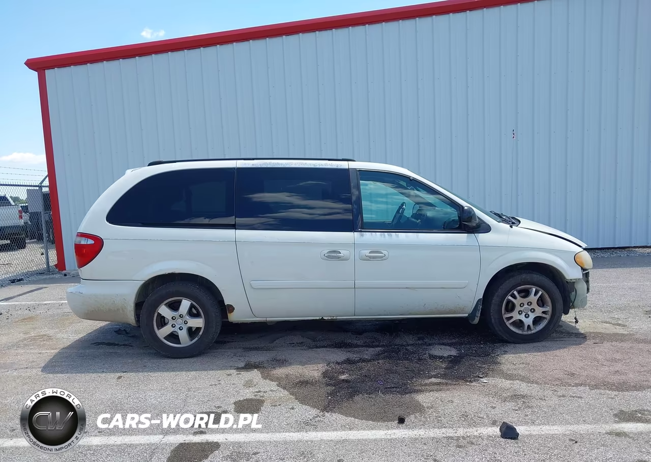 2004 Dodge Grand Caravan Sxt VIN:2D4GP44L24R501296 - 13