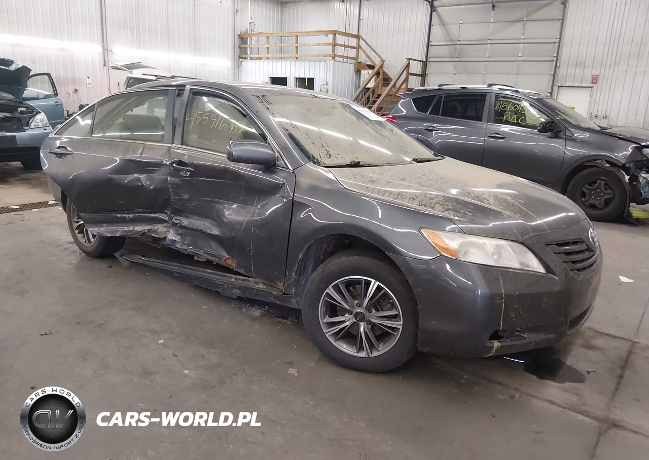 2008 Toyota Camry Le – zdjęcie 1 z 16