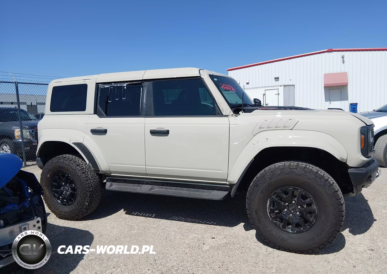 2025 Ford Bronco Raptor VIN:1FMEE0RR3SLA54575 - 13
