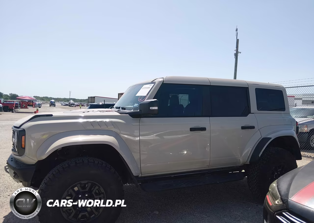 2025 Ford Bronco Raptor VIN:1FMEE0RR3SLA54575 - 14