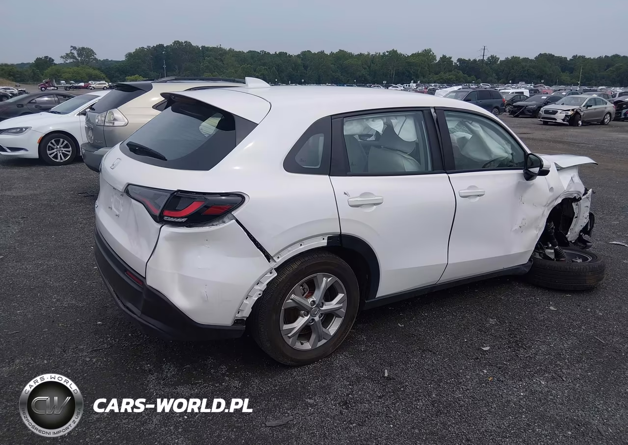 2025 Honda Hr-V Awd Lx VIN:3CZRZ2H30SM727124 - 4