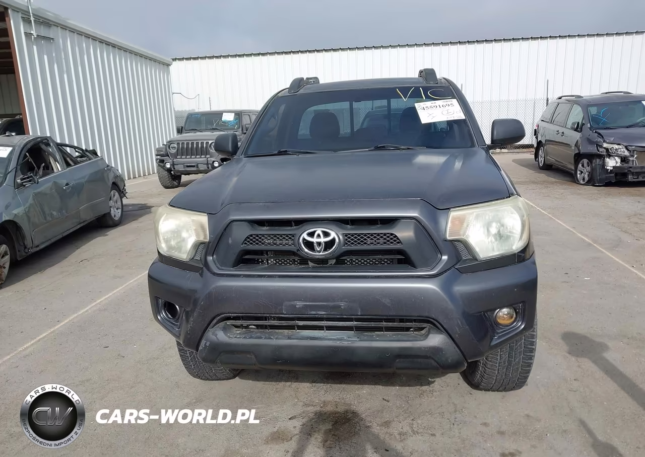 2012 Toyota Tacoma VIN:5TFNX4CN2CX008919 - 12