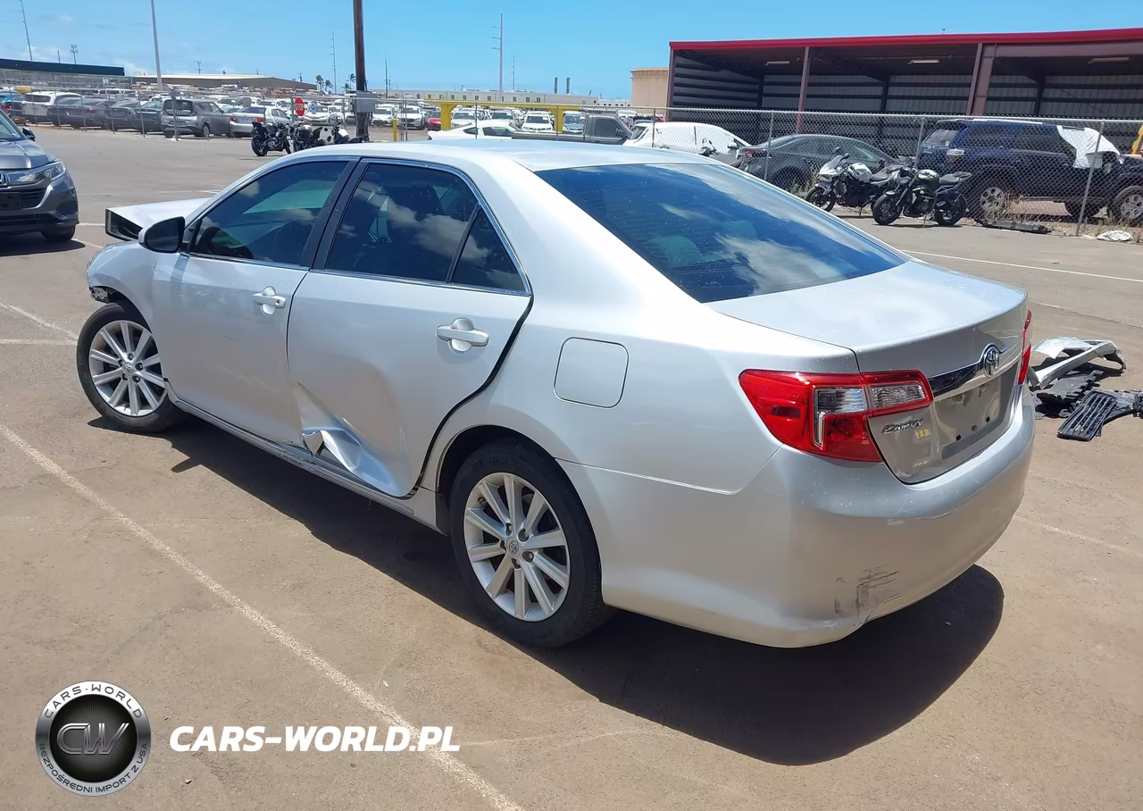 2013 Toyota Camry Xle VIN:4T1BF1FK4DU274303 - 3