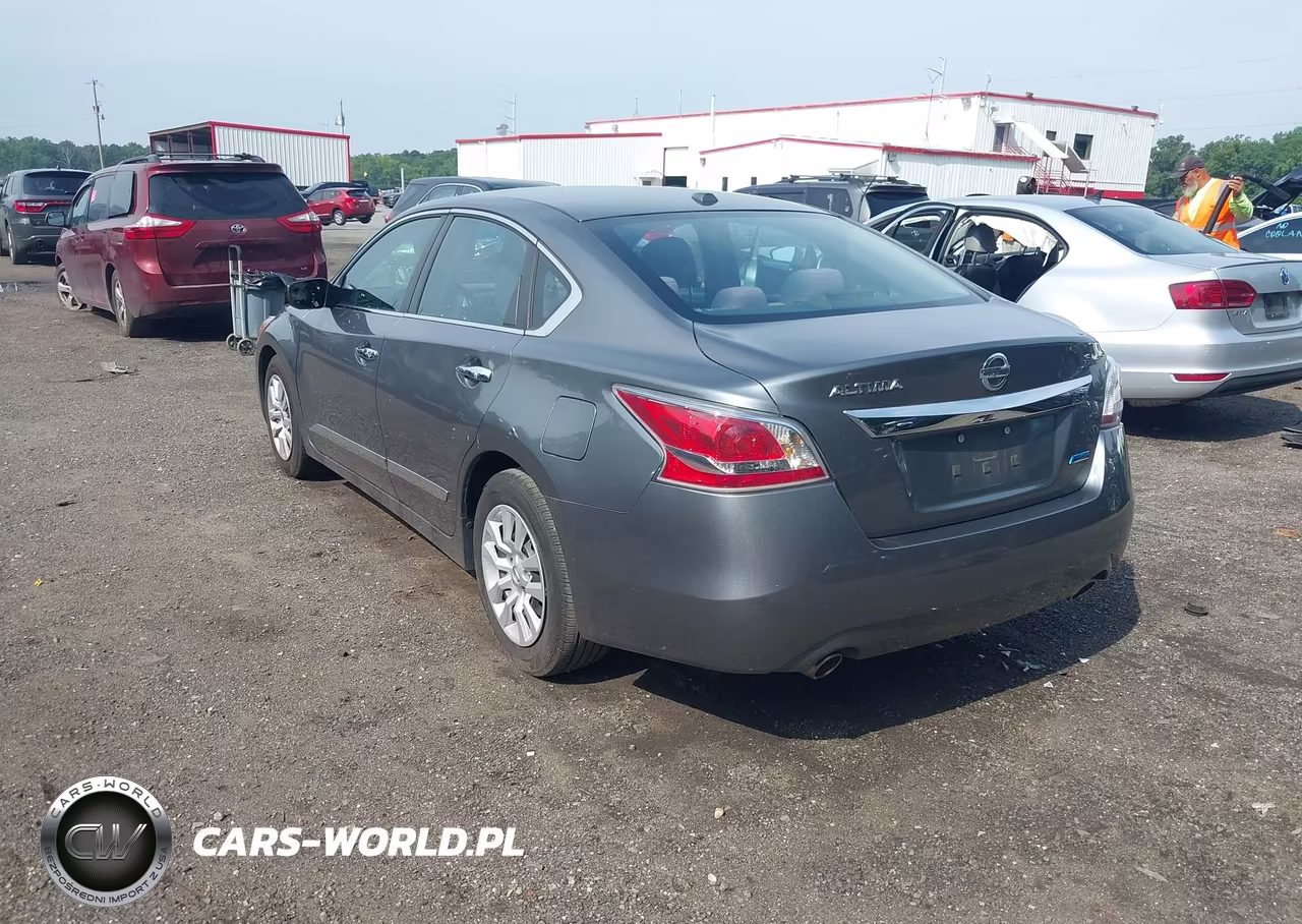 2014 Nissan Altima 2.5 S VIN:1N4AL3AP5EN390442 - 3