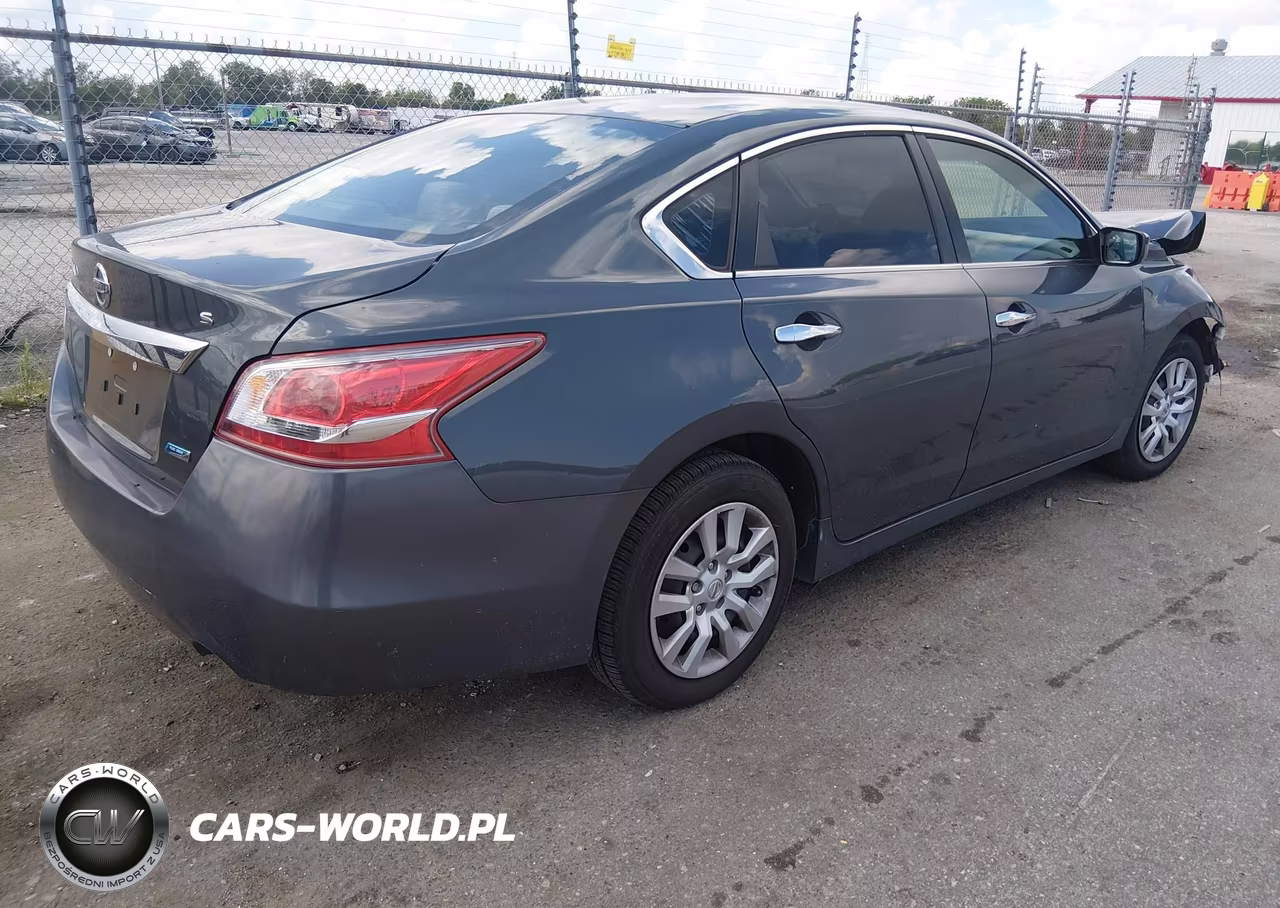 2013 Nissan Altima 2.5 S VIN:1N4AL3AP4DN529734 - 4