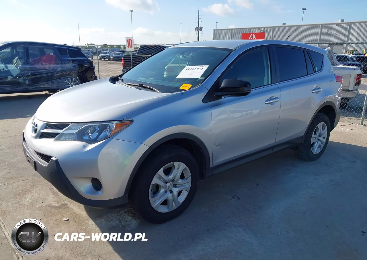2015 Toyota Rav4 Le VIN:JTMZFREV9FD067714 - 2