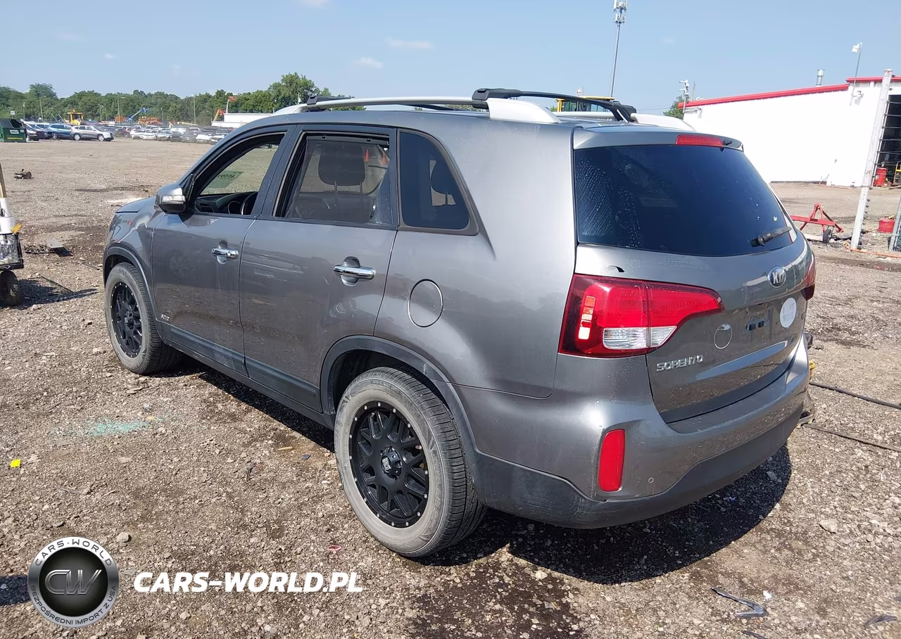 2014 Kia Sorento Lx VIN:5XYKTDA67EG477410 - 3