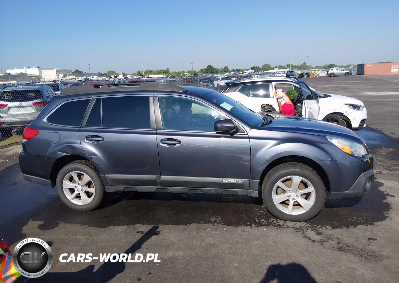 2014 Subaru Outback 2.5I Premium VIN:4S4BRBCC2E3229927 - 13