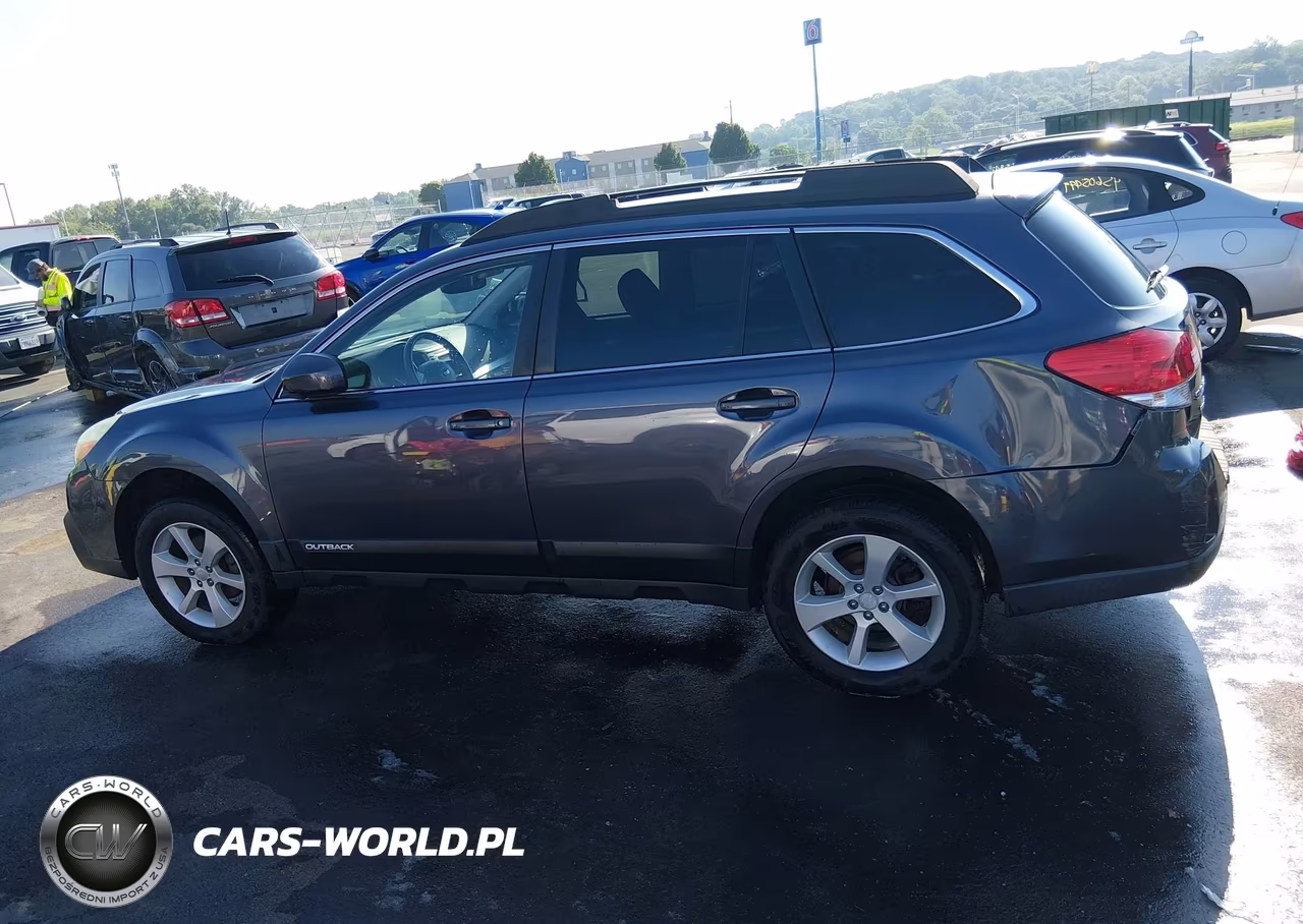 2014 Subaru Outback 2.5I Premium VIN:4S4BRBCC2E3229927 - 14