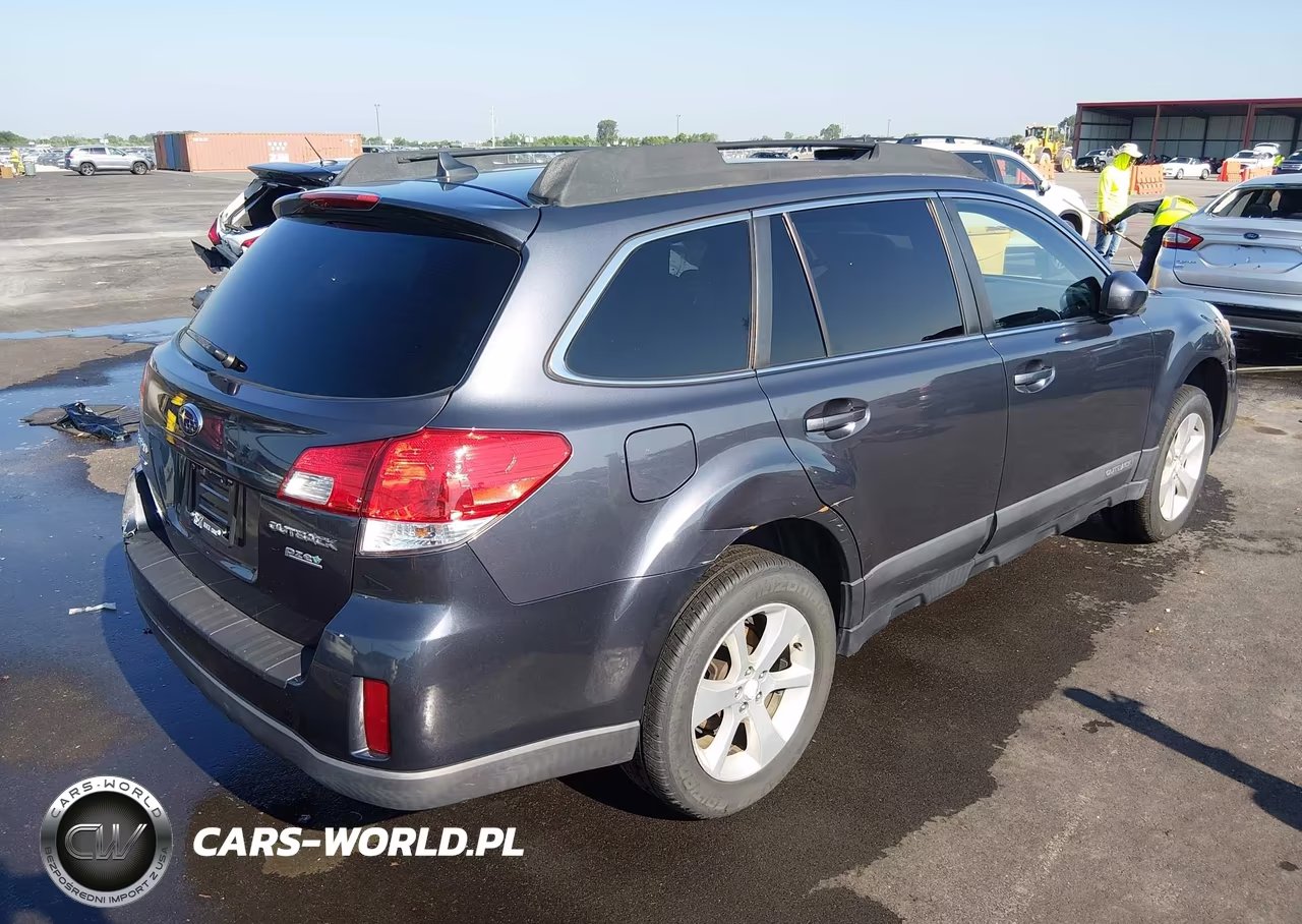 2014 Subaru Outback 2.5I Premium VIN:4S4BRBCC2E3229927 - 4