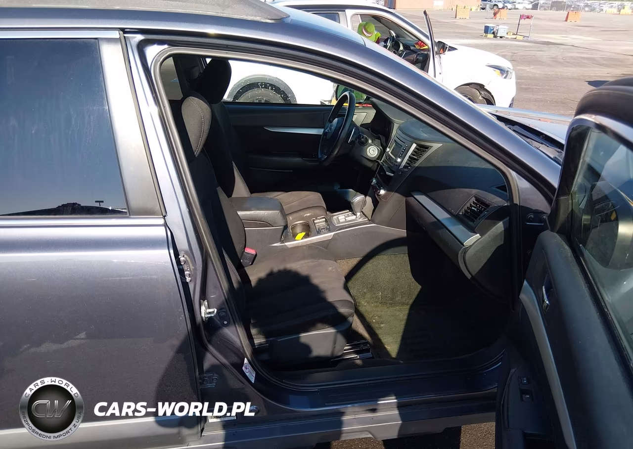 2014 Subaru Outback 2.5I Premium VIN:4S4BRBCC2E3229927 - 5