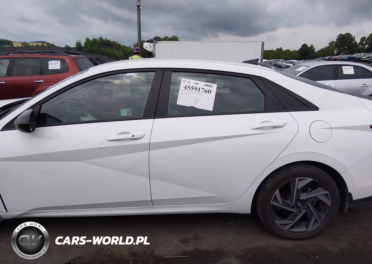 2025 Hyundai Elantra Sel Sport VIN:KMHLM4DGXSU882477 - 14