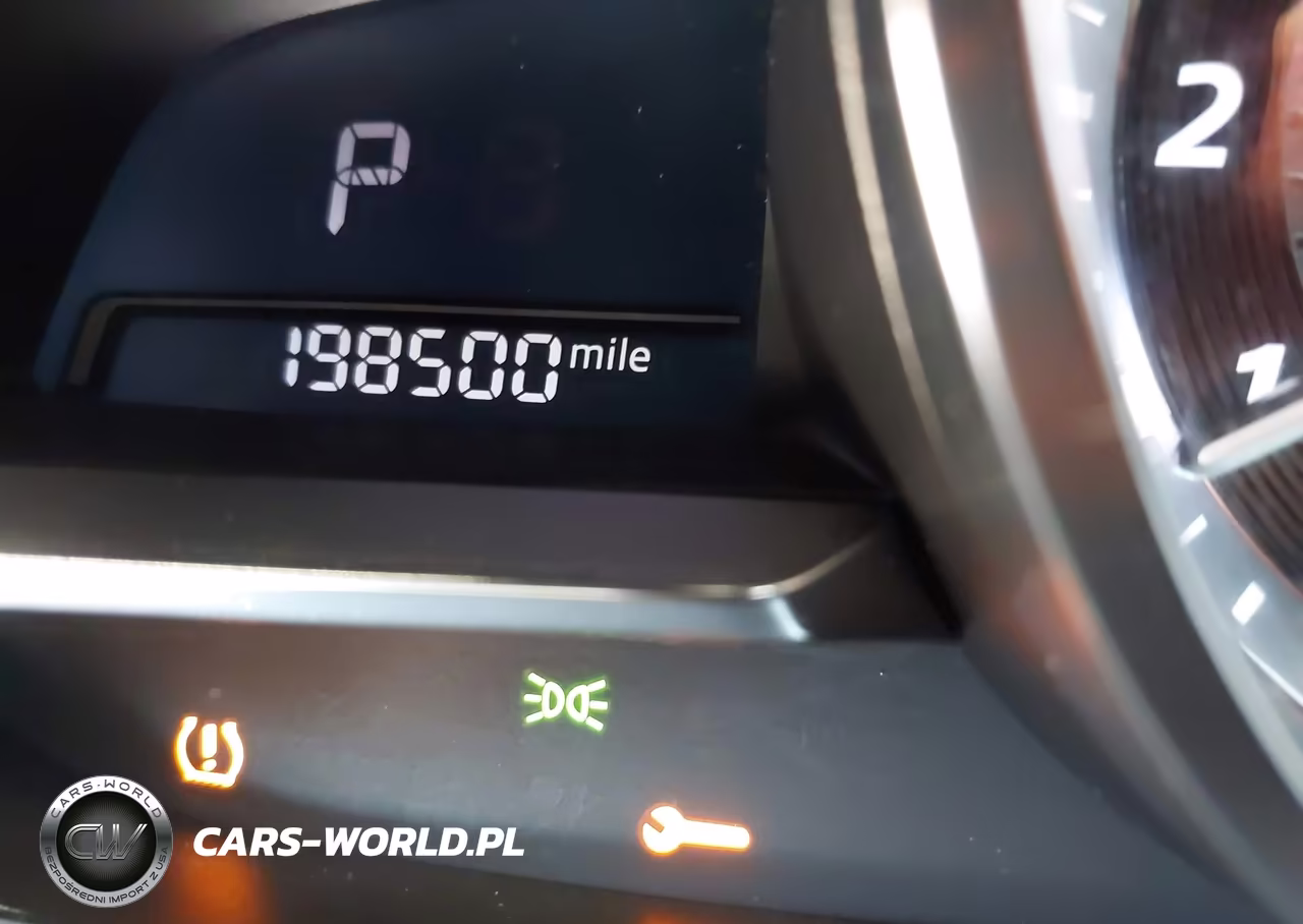 2015 Mazda Mazda3 S Touring VIN:JM1BM1V39F1232945 - 15