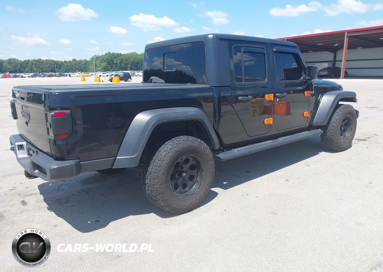 2020 Jeep Gladiator Sport S 4X4 VIN:1C6HJTAG2LL120020 - 4