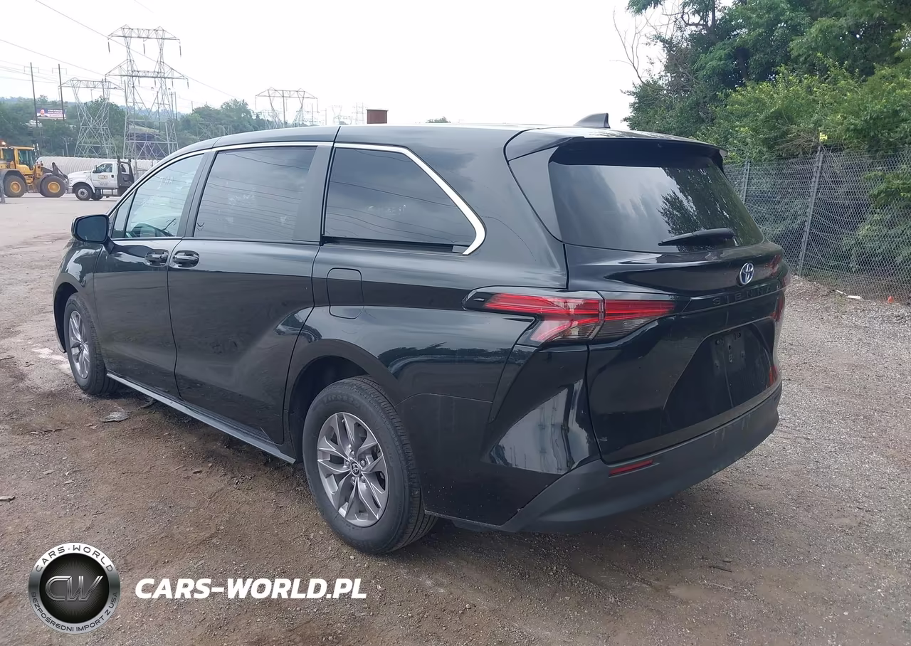 2022 Toyota Sienna Le VIN:5TDKRKEC9NS131767 - 3