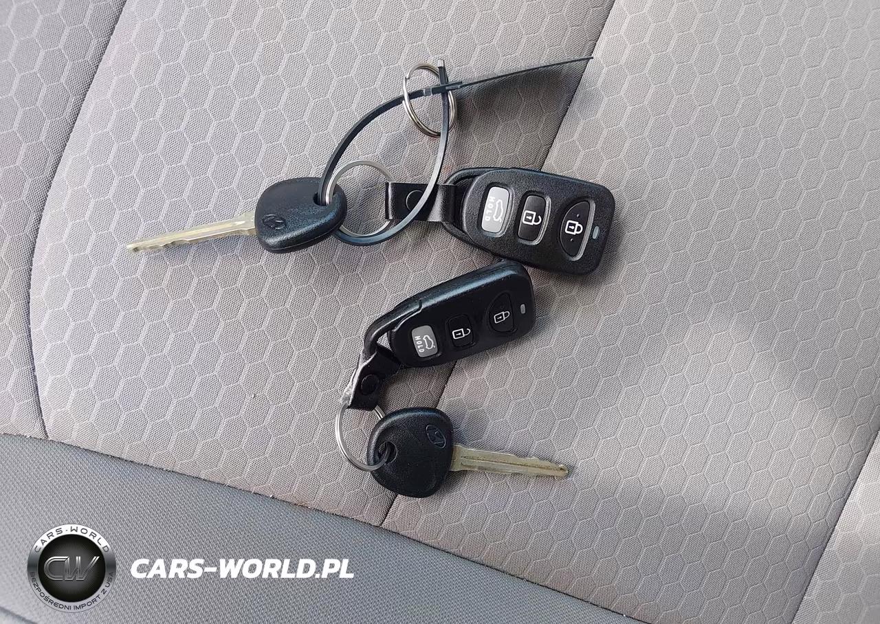 2020 Hyundai Elantra Se VIN:5NPD74LF2LH609974 - 11