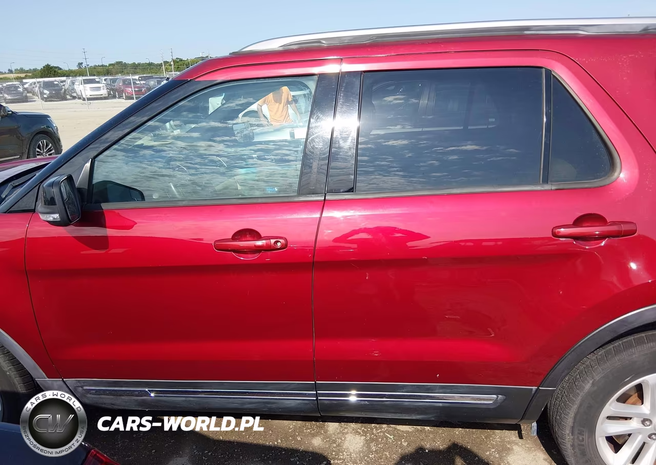 2016 Ford Explorer Xlt VIN:1FM5K7D83GGA32124 - 14