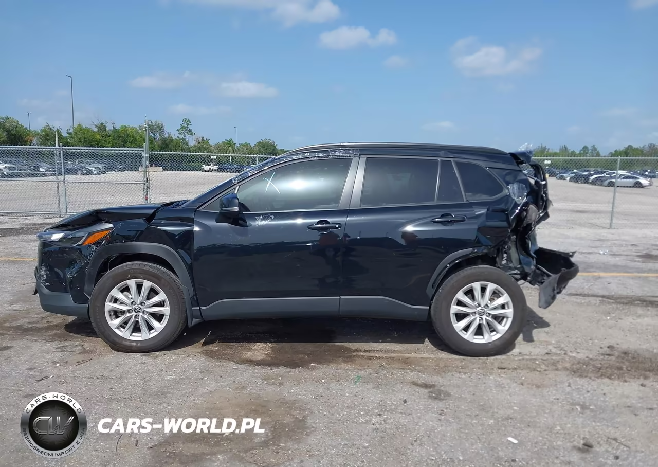 2024 Toyota Corolla Cross Le VIN:7MUCAAAG0RV101664 - 14