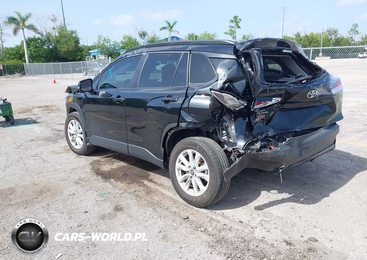 2024 Toyota Corolla Cross Le VIN:7MUCAAAG0RV101664 - 3