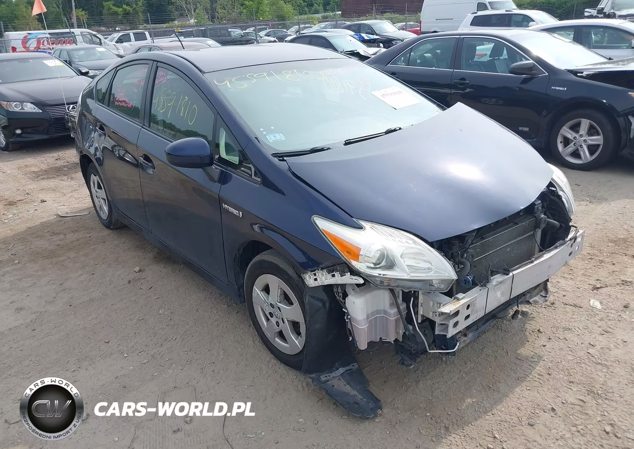 2014 Toyota Prius Three – zdjęcie 1 z 16