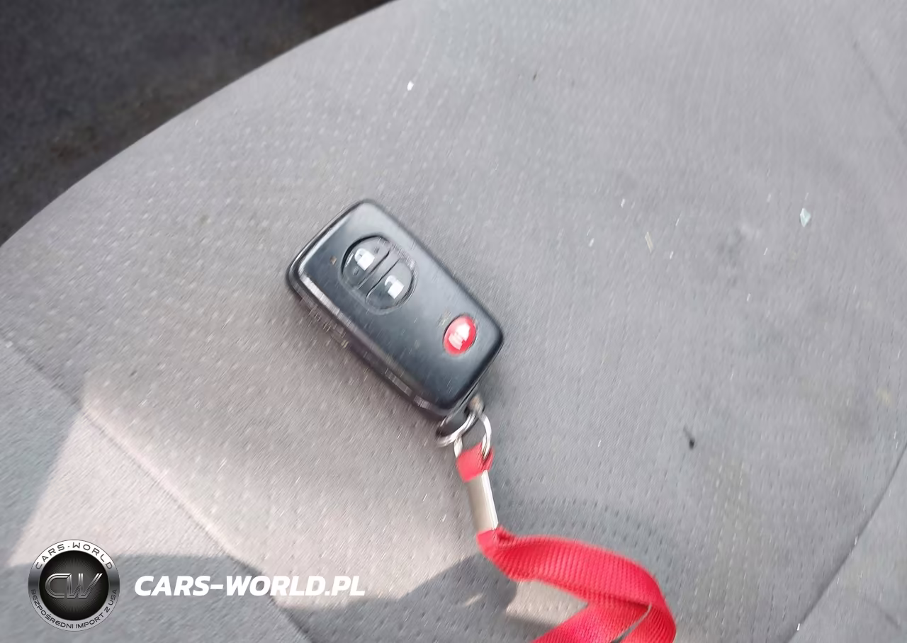 2014 Toyota Prius Three VIN:JTDKN3DU9E0379497 - 11
