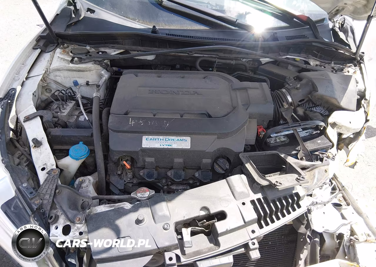 2017 Honda Accord Touring V6 VIN:1HGCR3F99HA043754 - 10