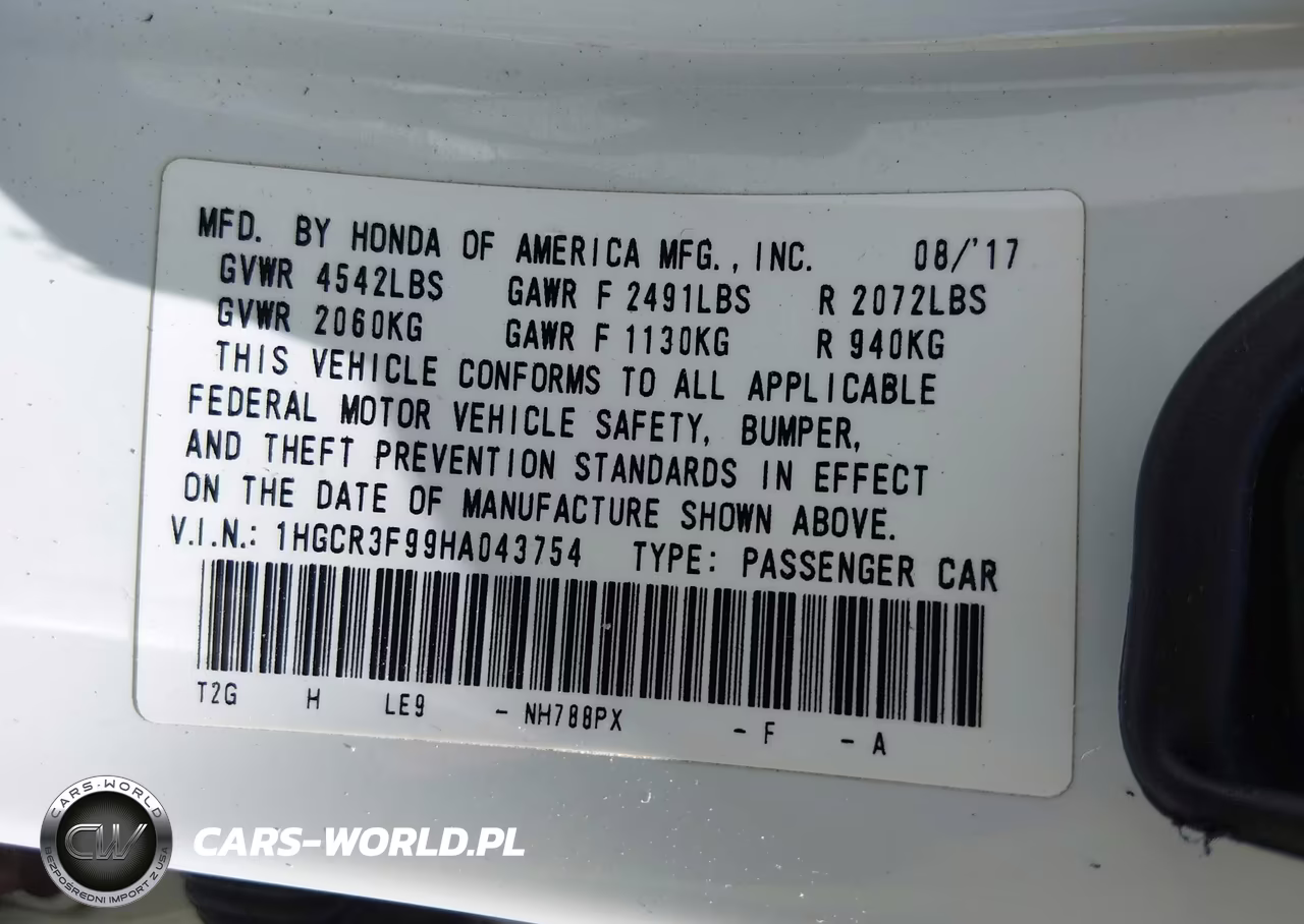 2017 Honda Accord Touring V6 VIN:1HGCR3F99HA043754 - 9