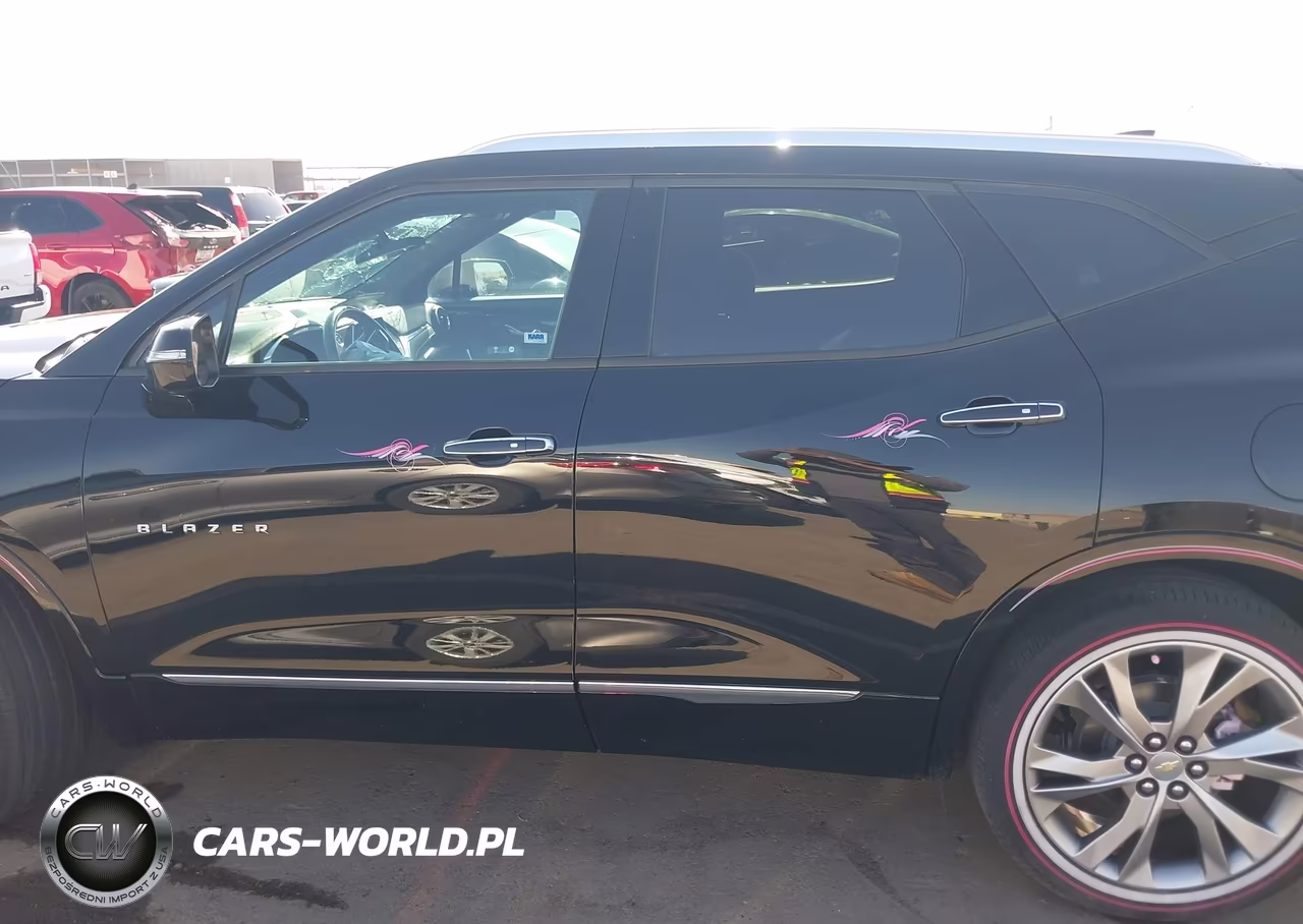2019 Chevrolet Blazer Premier VIN:3GNKBFRS0KS584445 - 14