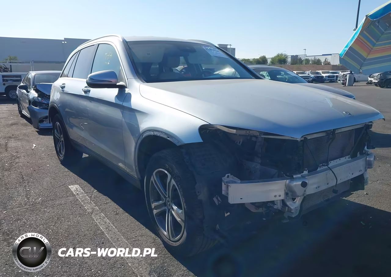 2022 Mercedes-Benz Glc 300 Suv – zdjęcie 1 z 19
