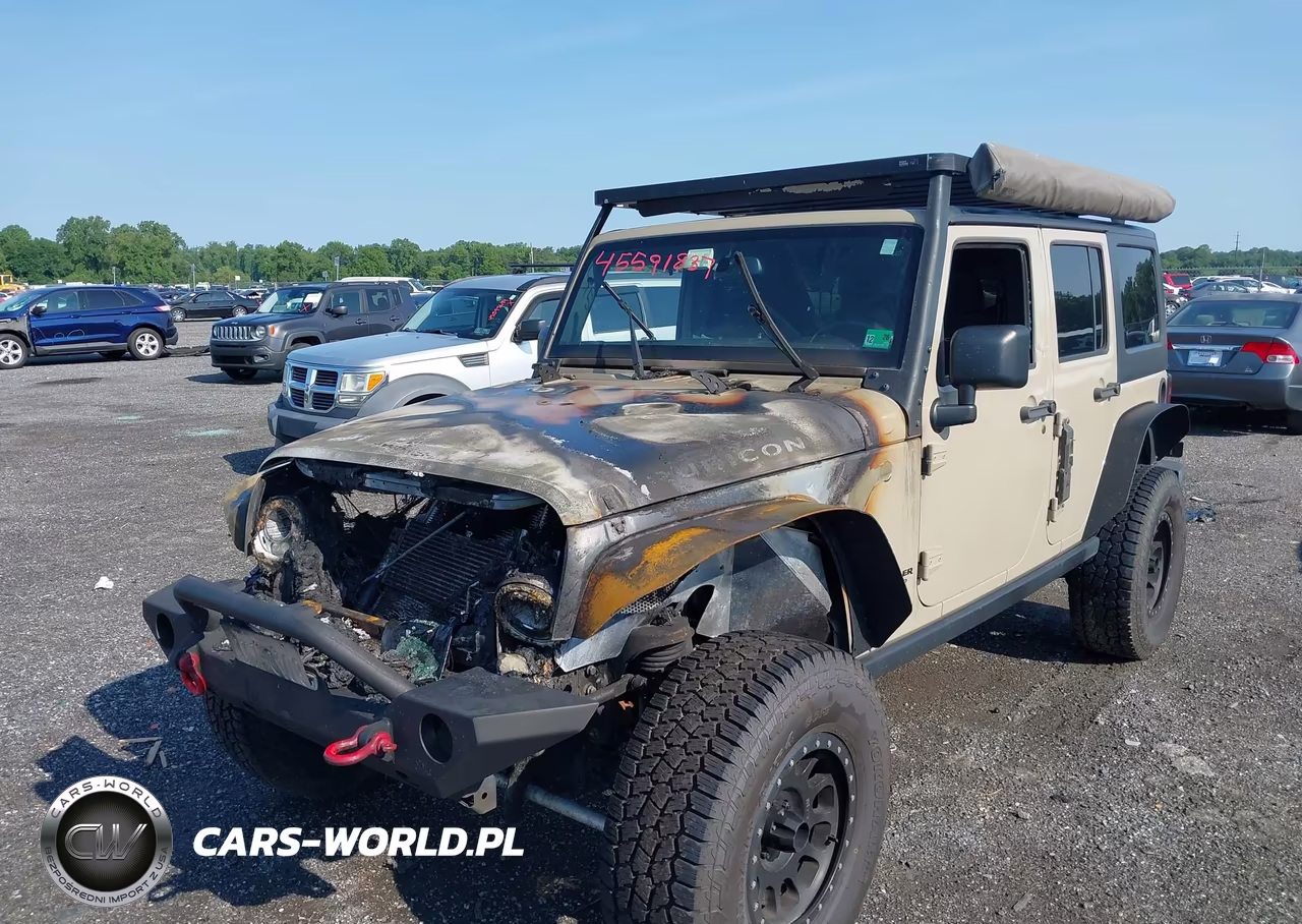 2017 Jeep Wrangler Unlimited Rubicon VIN:1C4BJWFG9HL713261 - 6