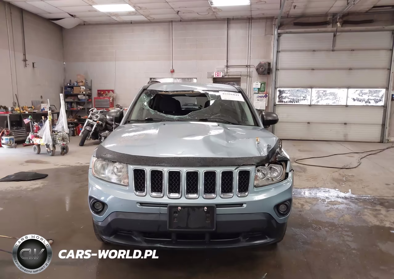 2013 Jeep Compass Latitude VIN:1C4NJDEBXDD140057 - 12