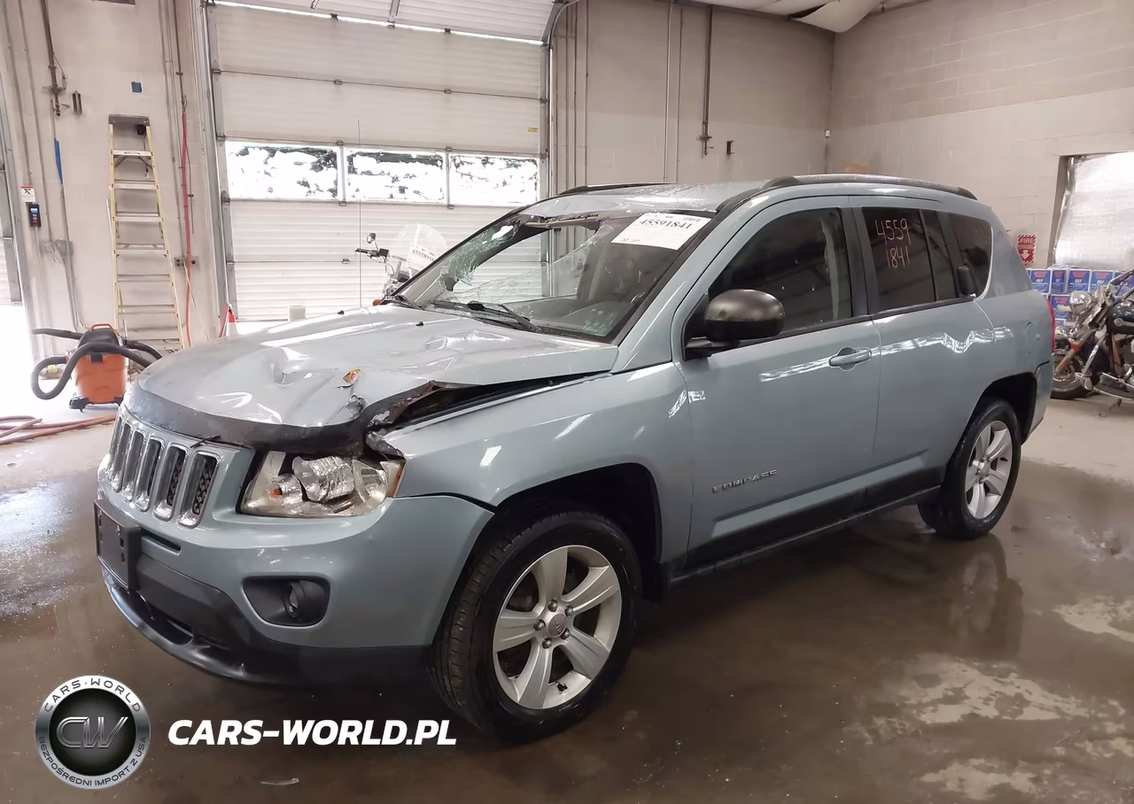 2013 Jeep Compass Latitude VIN:1C4NJDEBXDD140057 - 2