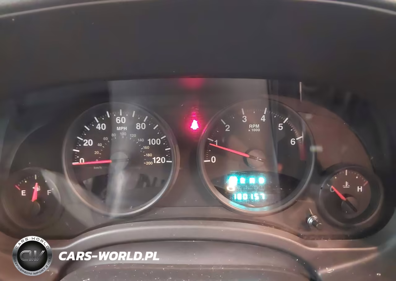 2013 Jeep Compass Latitude VIN:1C4NJDEBXDD140057 - 7