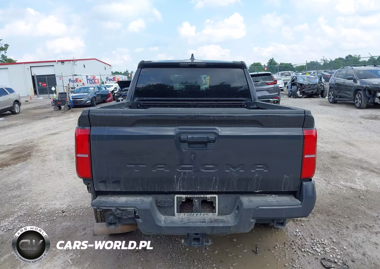 2025 Toyota Tacoma Trd Off Road VIN:3TMLB5JN5SM193177 - 16