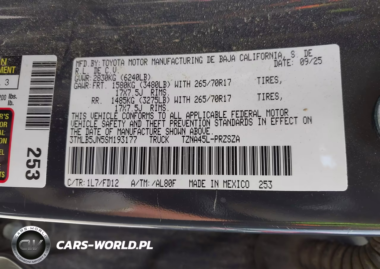 2025 Toyota Tacoma Trd Off Road VIN:3TMLB5JN5SM193177 - 9