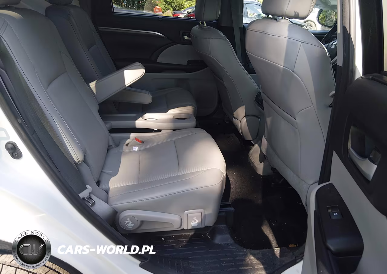 2018 Toyota Highlander Limited Platinum VIN:5TDYZRFH8JS275351 - 8