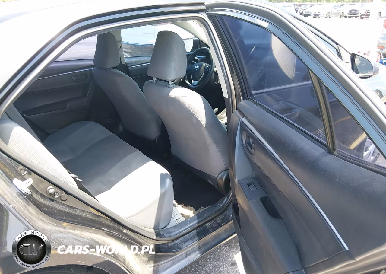 2015 Toyota Corolla L VIN:5YFBURHE2FP257032 - 8