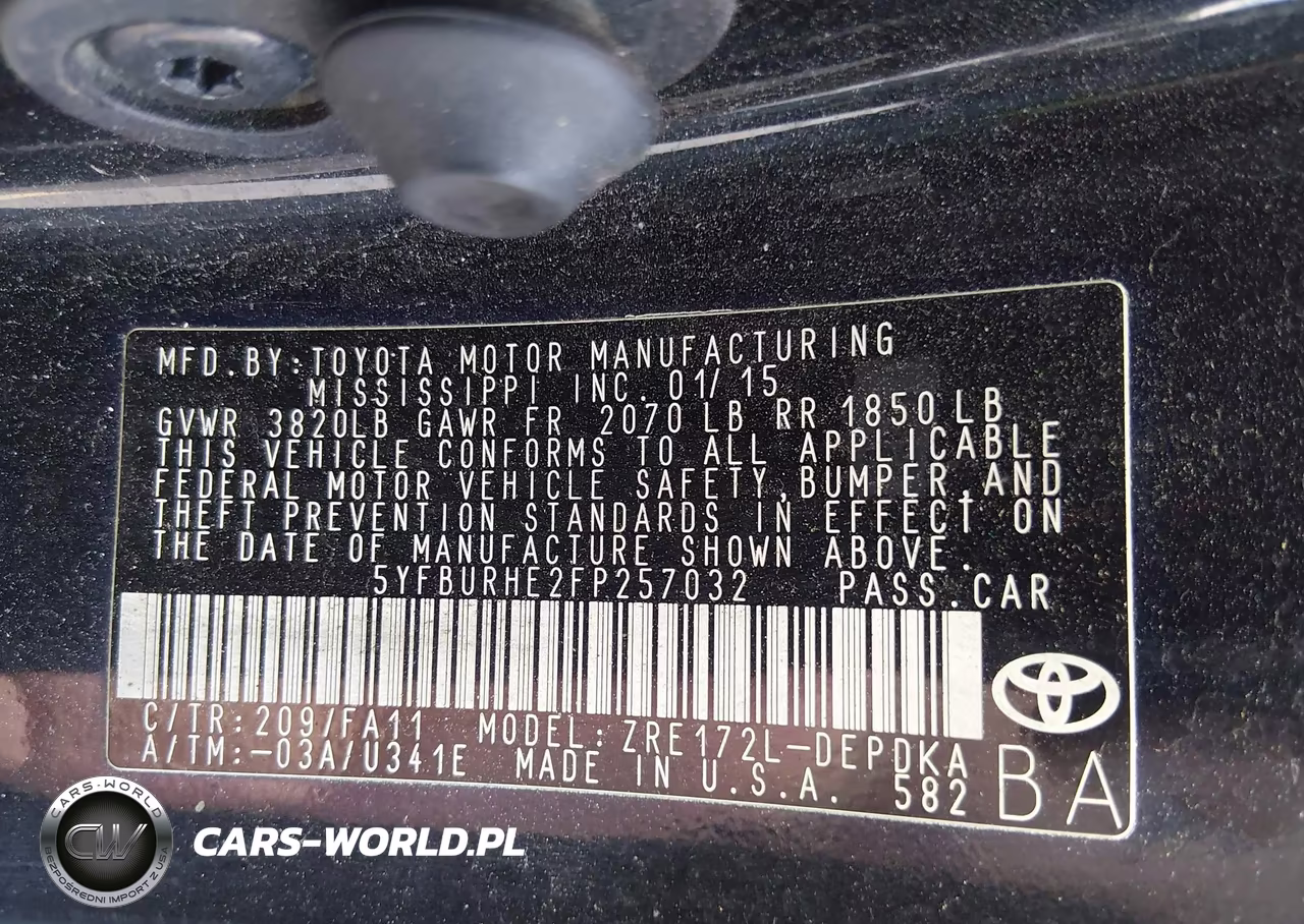 2015 Toyota Corolla L VIN:5YFBURHE2FP257032 - 9
